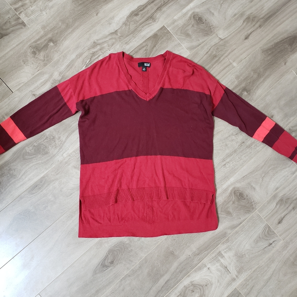 Pullover V-Neck Sweater